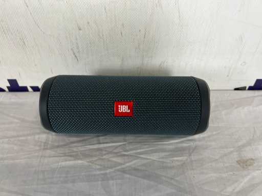 JBL Flip Essential 2 - Bluetooth Speaker - Black