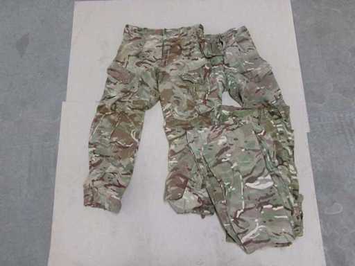 Brytyjskie spodenki polowe, MTP, wadliwy zamek (R13) (22x)