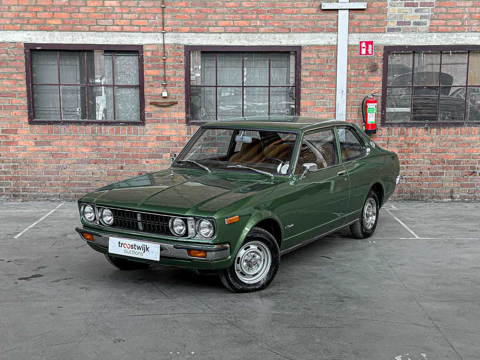 Toyota Carina 1.6 de Luxe 75pk 1976, 98-JU-66