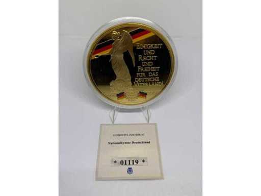 Medaglia placcata in oro "Ritratti di una principessa – Diana", con inserto in cristallo, diametro 70 mm