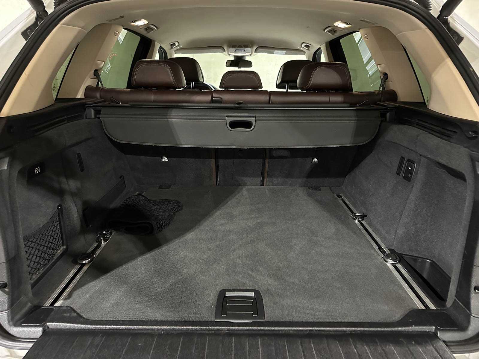 BMW X5 xDrive50i 4.4 V8 High Executive 449pk 2014, J-094-RR