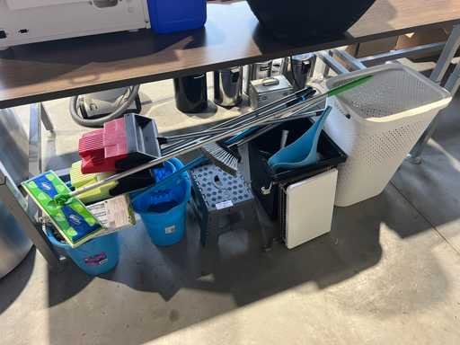 Fête - Poubelles et poubelles