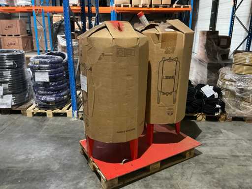Zilmet 300L Vertical Pressure Tank (2x)