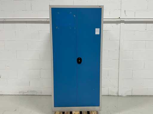 Cabinet matériel CP avec contenu