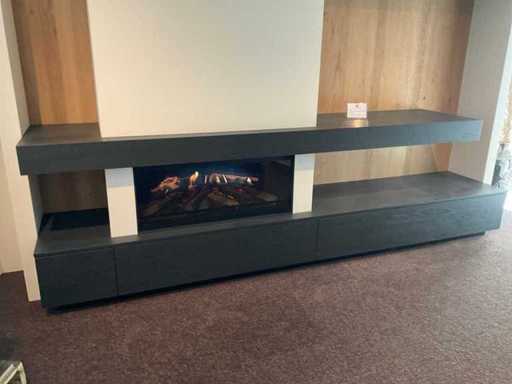 Kallfire E-one 100F Eingebauter elektrischer Kamin mit Schrankumrahmung