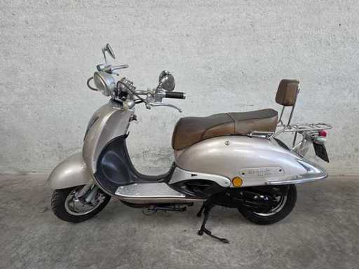 Berini - Scooter - Grande Bella - 4T 25km version f800dz