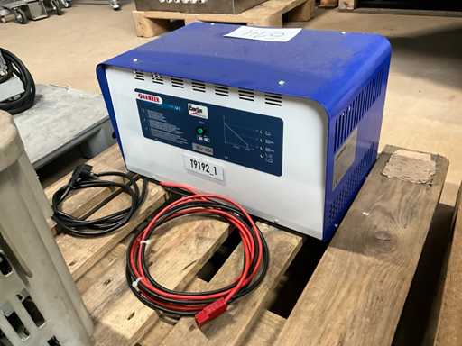 Chargeur de piles Hawker M E