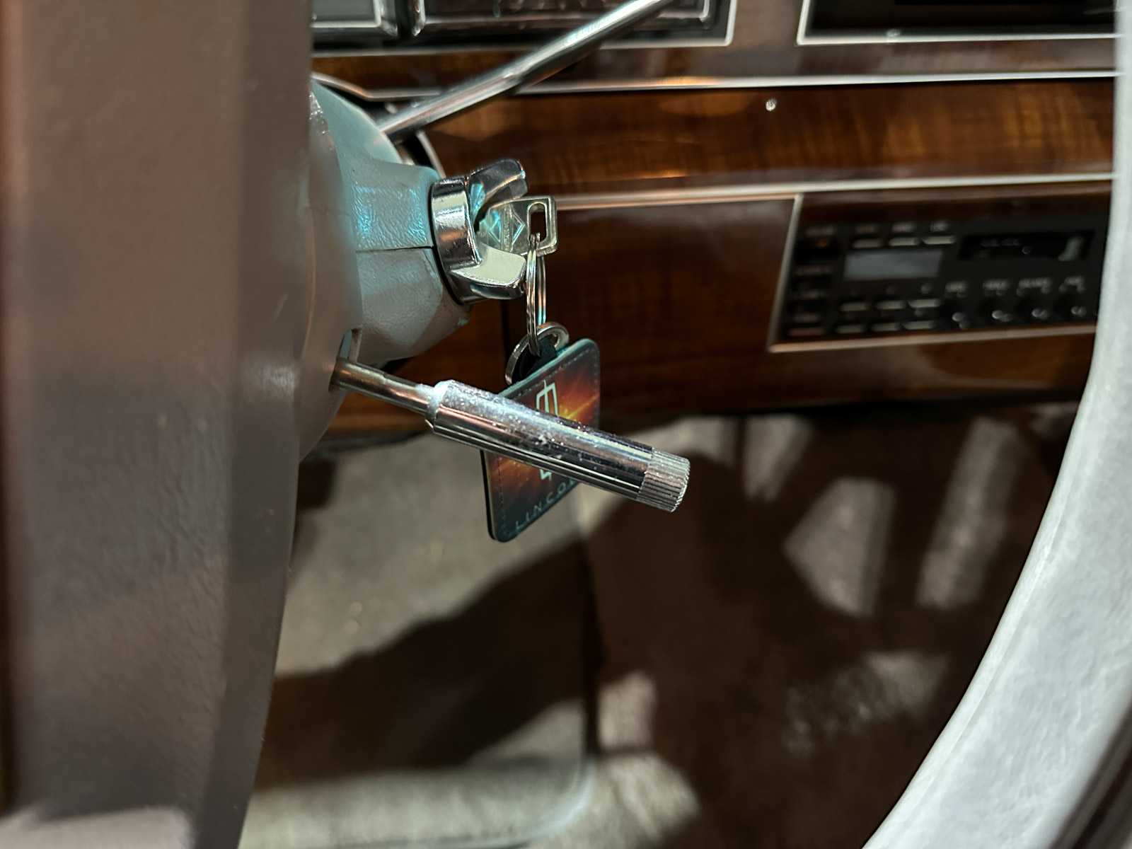 Lincoln Town Car 4.9 V8 Signature SD 160pk 1989, K-946-BX