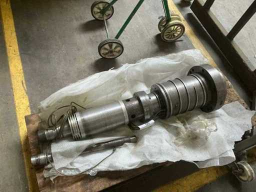 Mazak Variaxis 500 HSK63 Precisie Spilconstructie.