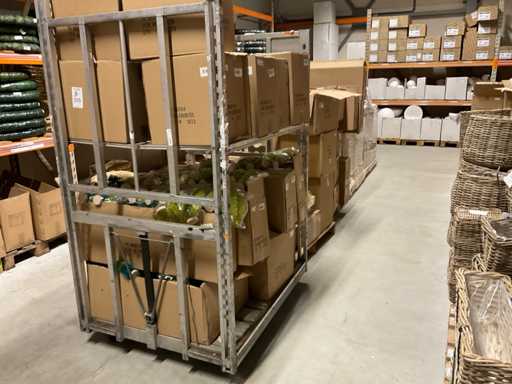 Lotto di vari articoli natalizi e stagionali