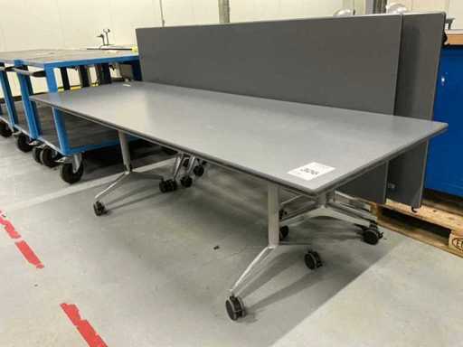 Folding tables (4x)