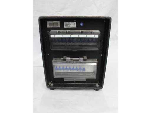 Aktualny VT 032A -> 1x32A / 1x16A / 6xSchuko (FI=30mA)