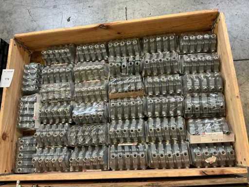 ABB 2CMA136531R1000 Partia skrzynek sprzęgających