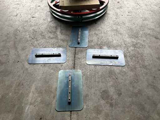 Easy-Going - Acier manganèse / MGJ800 - Papillon à moulages - machine à truelle - 2025 (4x)