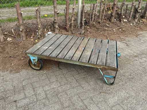 Cărucior de transport vintage