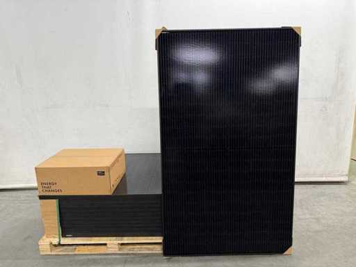 Longi - Set of 15 solar panels - SMA 5.0 kW inverter