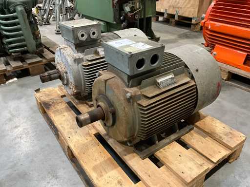 Silniki pr?du przemiennego ACM 200L-4/ HE Silnik elektryczny (2x)