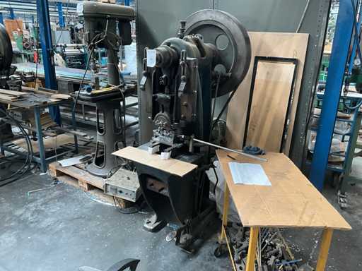 Raskin 30TRC Punching Machine