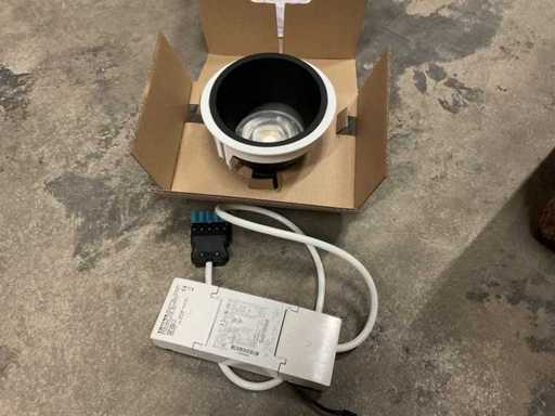 Downlighter integrato a LED Trilux SNS RC5 SRVFL (17x)