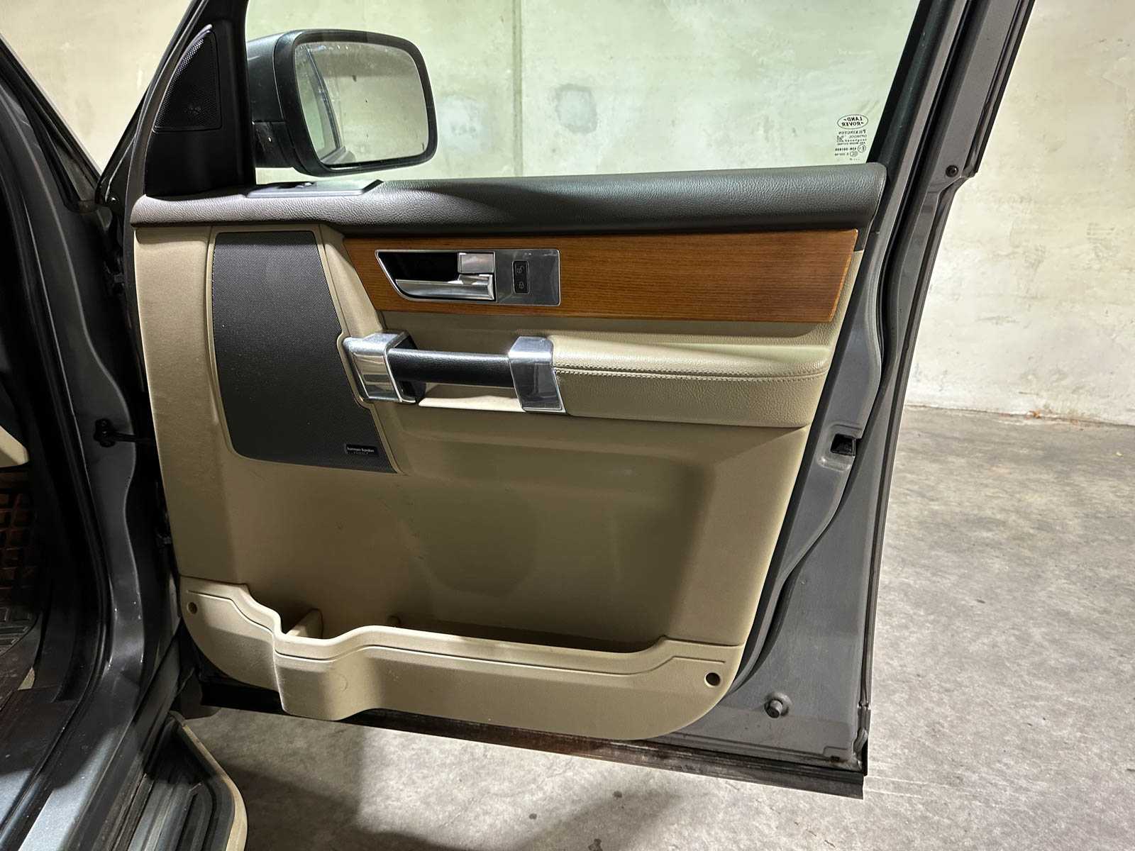 Land Rover Discovery 3.0 SDV6 HSE 245pk 2010 (Origineel-NL), 70-NKF-6