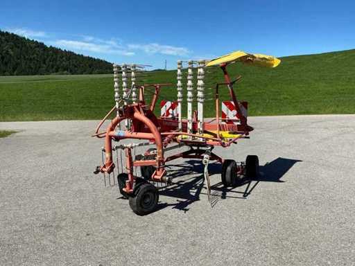 Pöttinger EuroTop 421 N rotorhooi-tedder