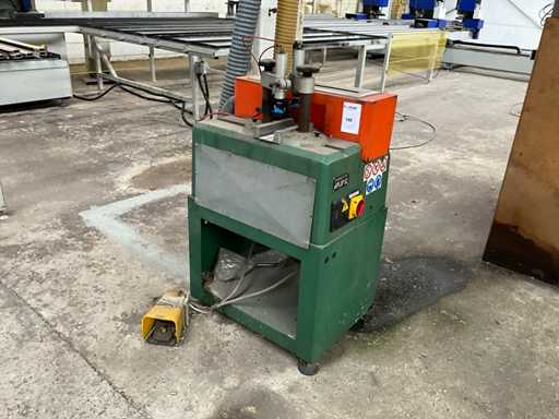 Fresadora Wegoma F-125