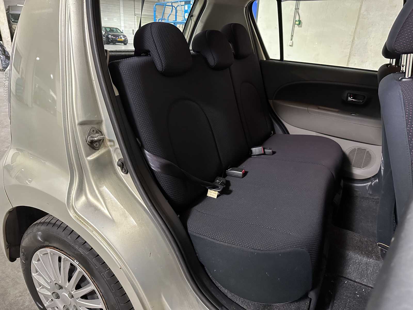 Daihatsu Sirion 2 1.3-16V Comfort 90pk 2005 (Origineel-NL) Automaat, 41-RP-TZ