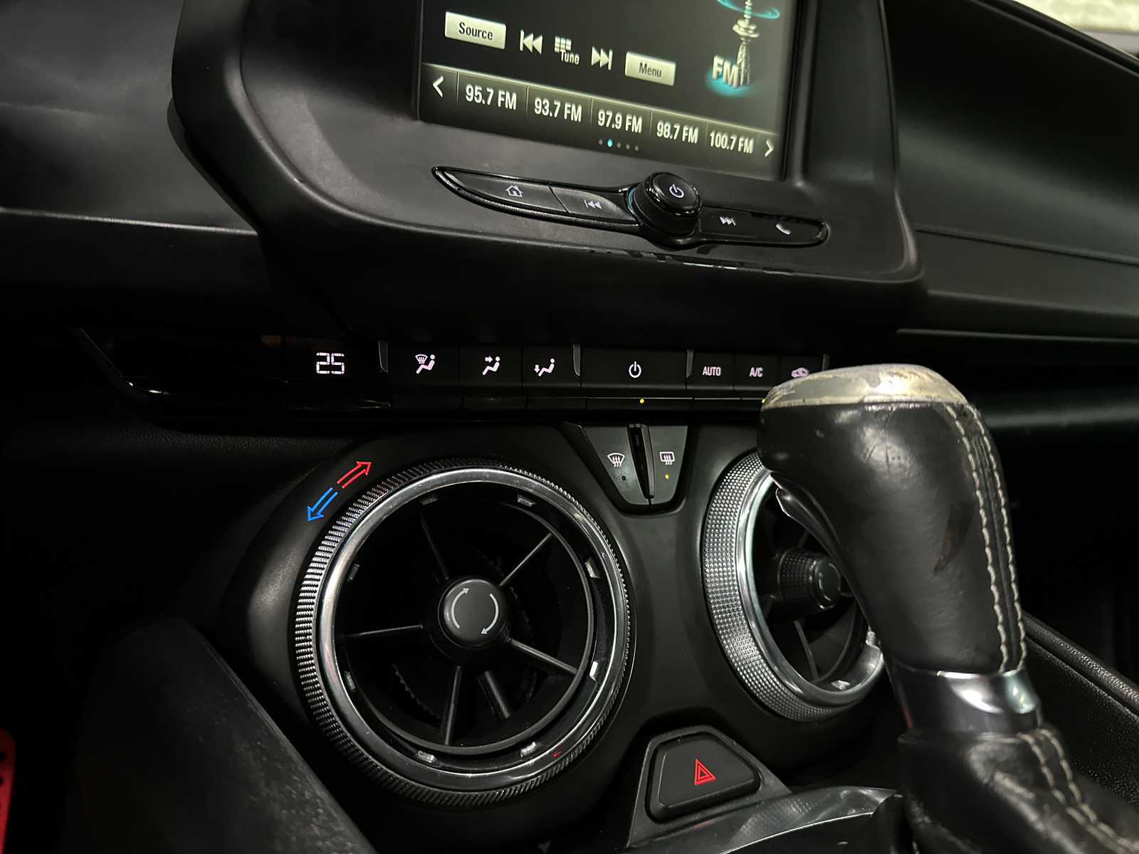 Chevrolet Camaro 1LT 2.0L I4 F DOHC 16V 275pk 2017