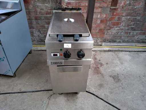 Zanussi - - Gas fryer