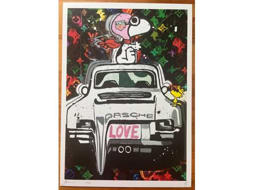 DEATH NYC: Snoopy Porsche Car