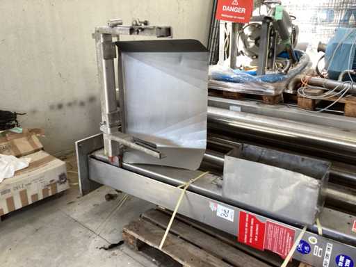 CARNITECH Elevator für die Produktverlade