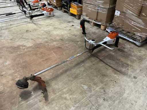 Stihl FSA200 Bürstenschneider