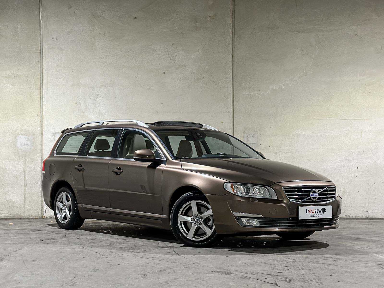 Volvo V70 2.0 D4 Summum 181pk 2015 (Origineel-NL), GB-859-B