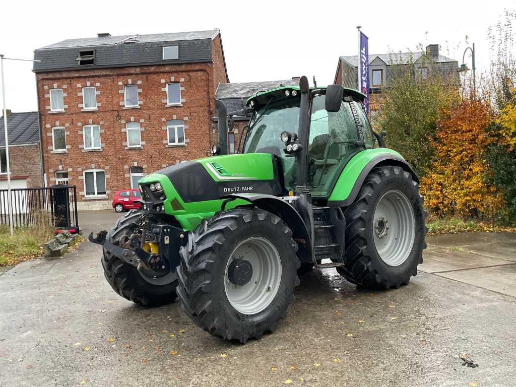 Deutz-Fahr 6190 TTV Agrotron Tracteur agricole à quatre roues motrices