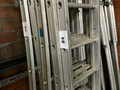 Solide Aluminium ladder 3x16