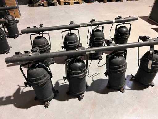 Quatre barres - Par 64 - Projecteur (2x)