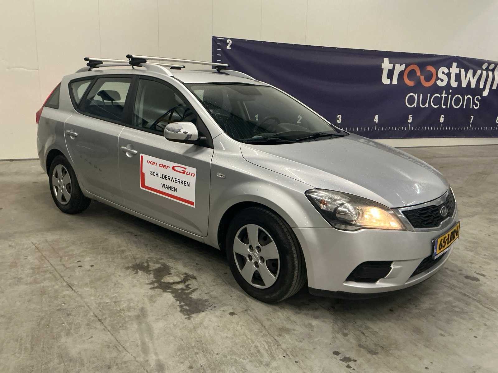 2010 Kia cee’d Sporty Wagon Passenger