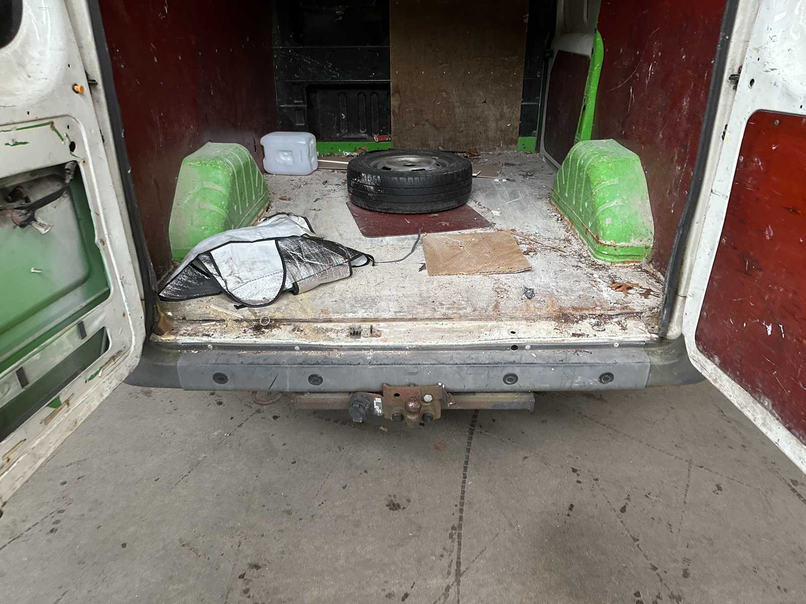 Ford Transit 260S 2.0TDdi 86PK 2003, 33-BK-DB