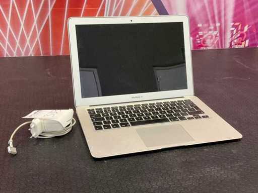 Apple MacBook Air A1466 Laptop