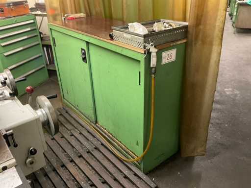 Kast met inhoud: inclusief schuuraccessoires