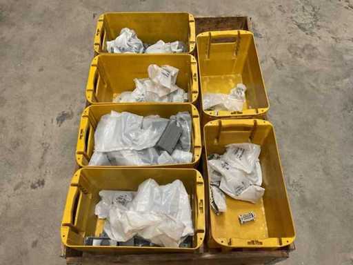 Lotto di parti per candele