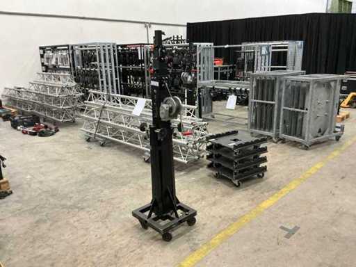 Mammoth Stands MT200 Material Lift