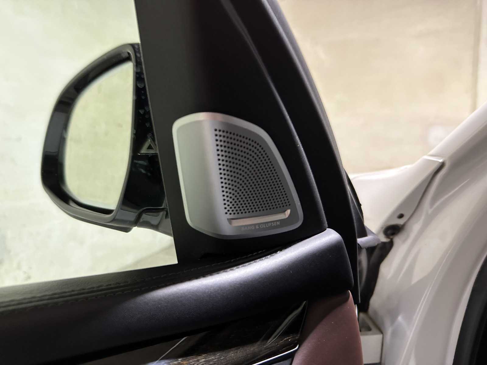 BMW X5 xDrive50i 4.4 V8 High Executive 449pk 2014, J-094-RR