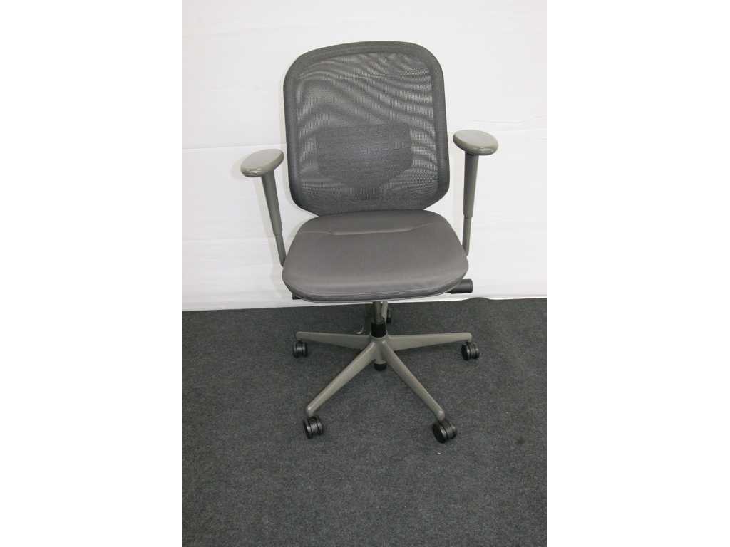 Vitra - Meda Pro - Swivel chair