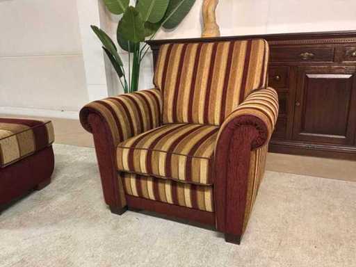 Phoenix-Sessel mit mobilem Fußhocker