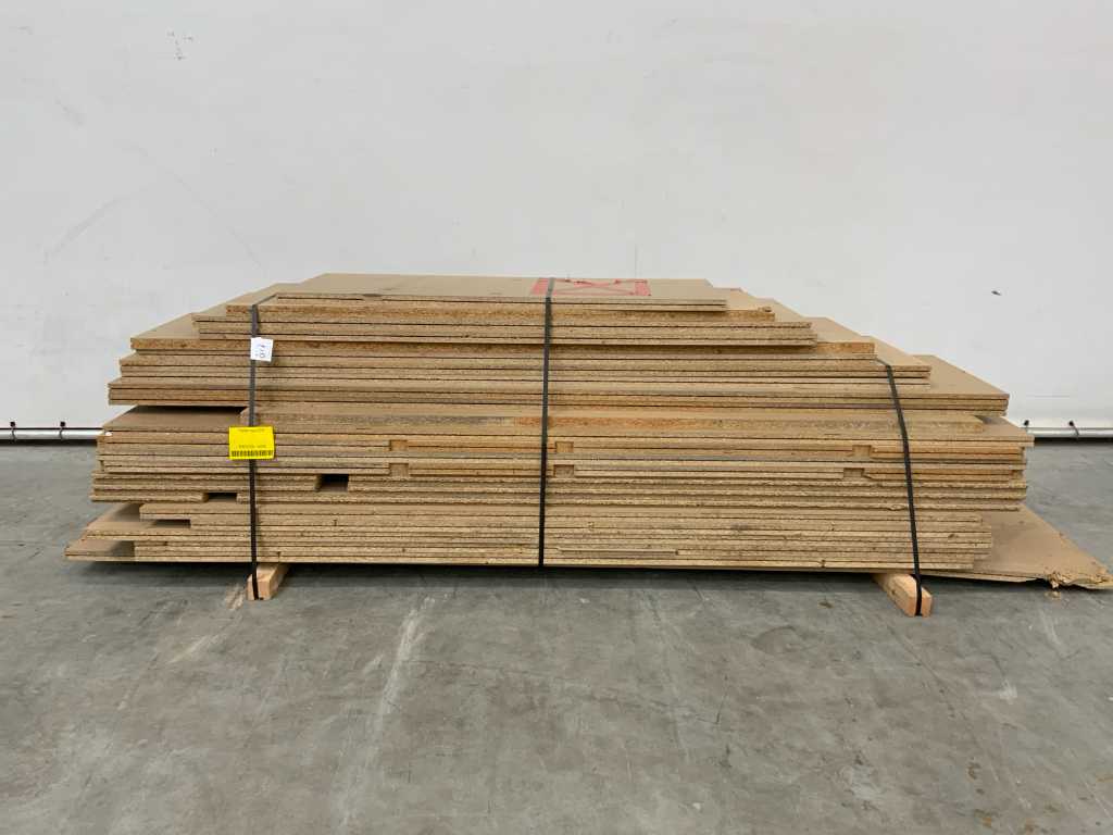 Particleboard various sizes (23x)