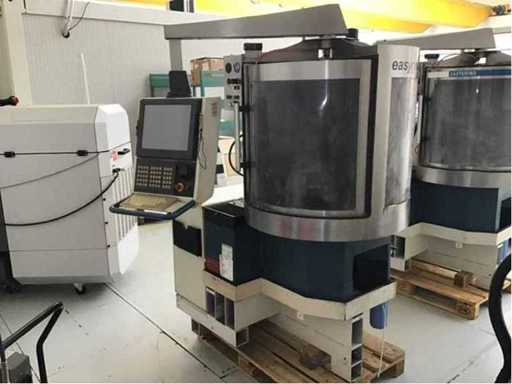 Lagerräumung, Motoren, Pumpen, Lager, Elektro Material.