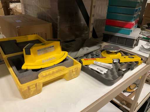 Fournitures pour laser de construction