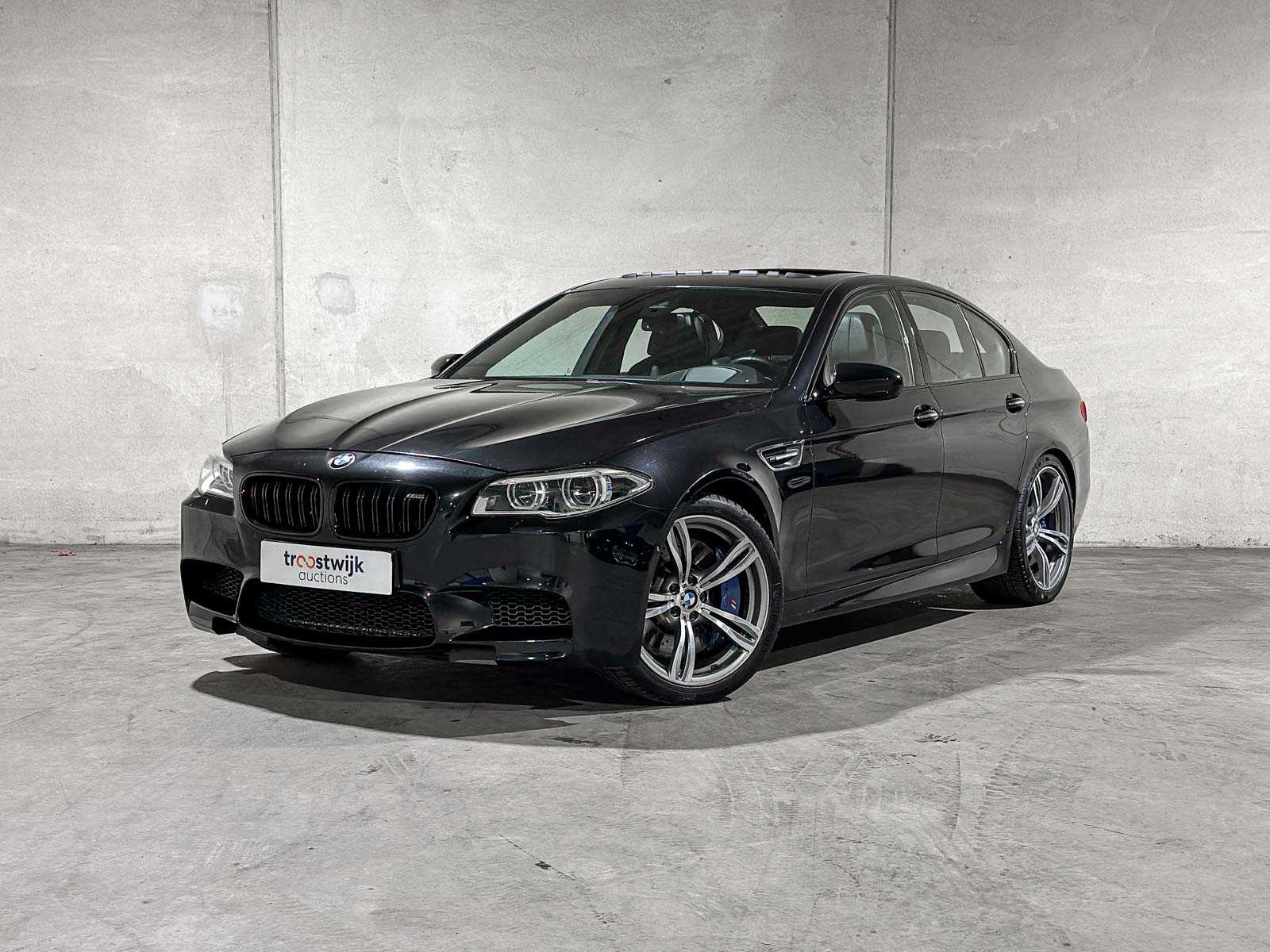BMW M5 F10 4.4 V8 560PK 2014 5-Series, 3-ZLJ-94