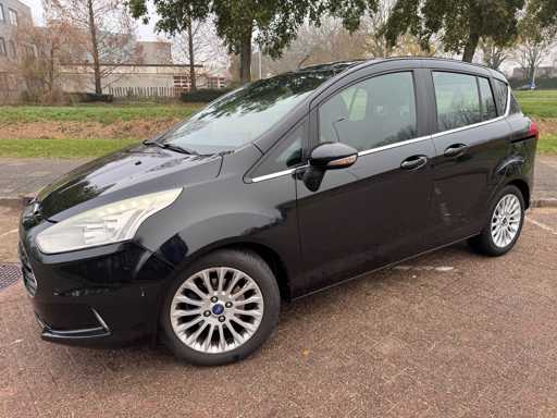 Ford B-Max 1.0 EcoBoost Titanium; 7-TJB-58
